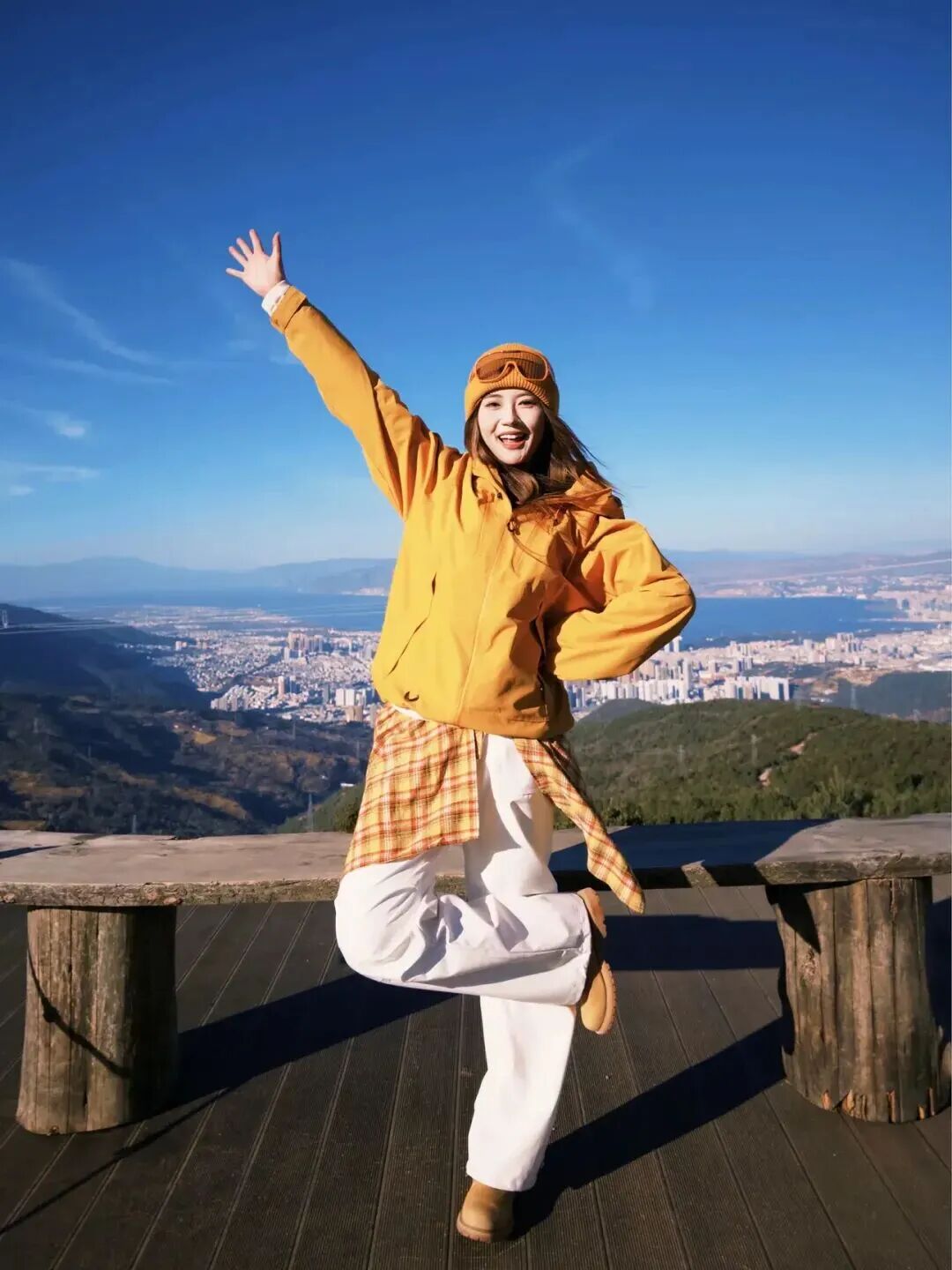 爬山登顶不会拍照？7 个万能姿势，随手拍出大片感-第3张图片-风享汇