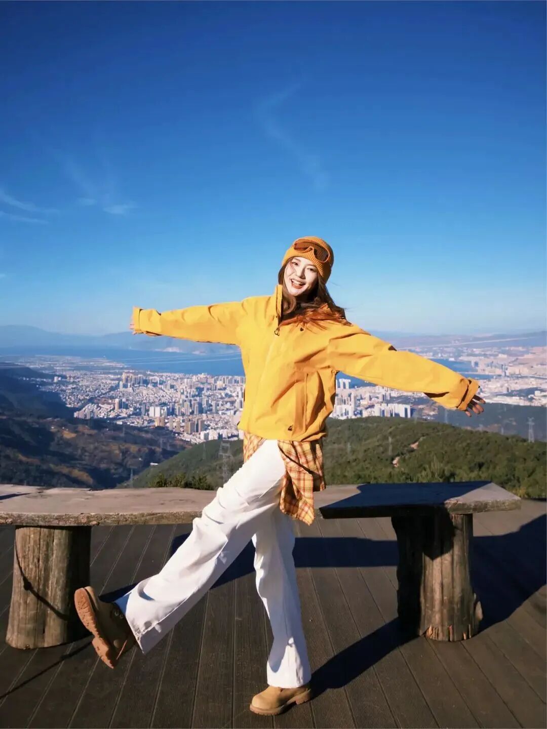 爬山登顶不会拍照？7 个万能姿势，随手拍出大片感-第5张图片-风享汇