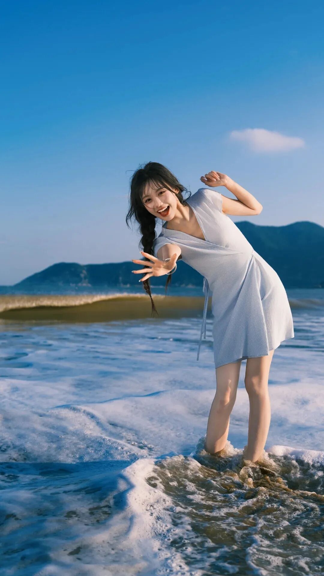 奔赴山海，解锁海边浪涛人像拍照秘诀-第10张图片-风享汇