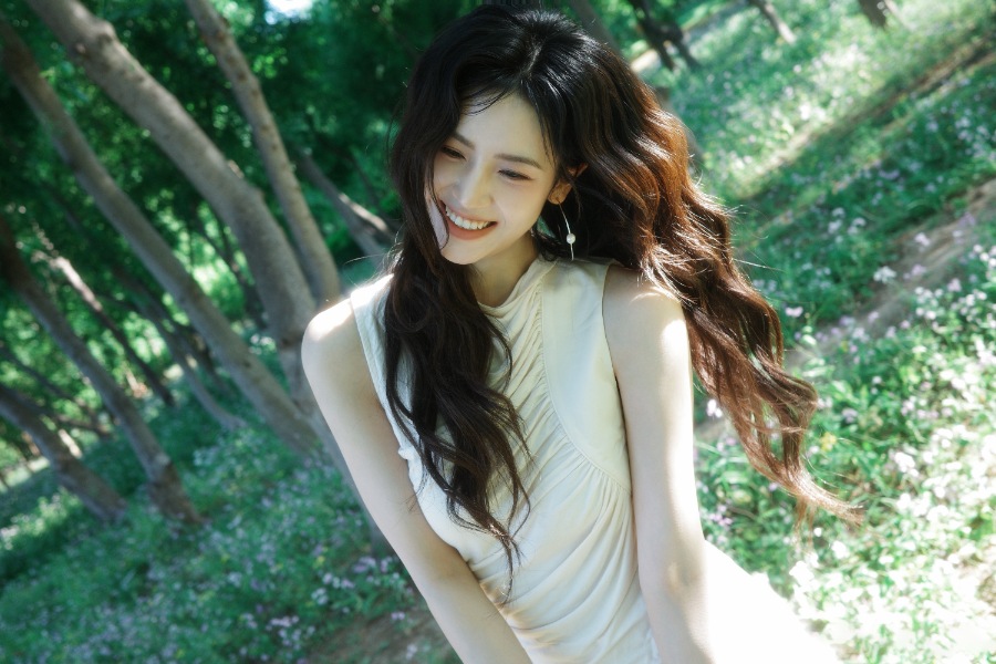 黄思瑞，氧气感清纯少女-第3张图片-风享汇