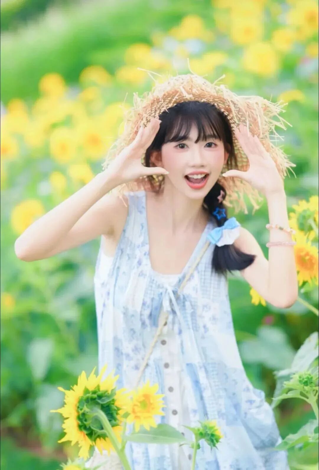 夏天的向日葵写真这样拍，元气感直接拉满！-第2张图片-风享汇