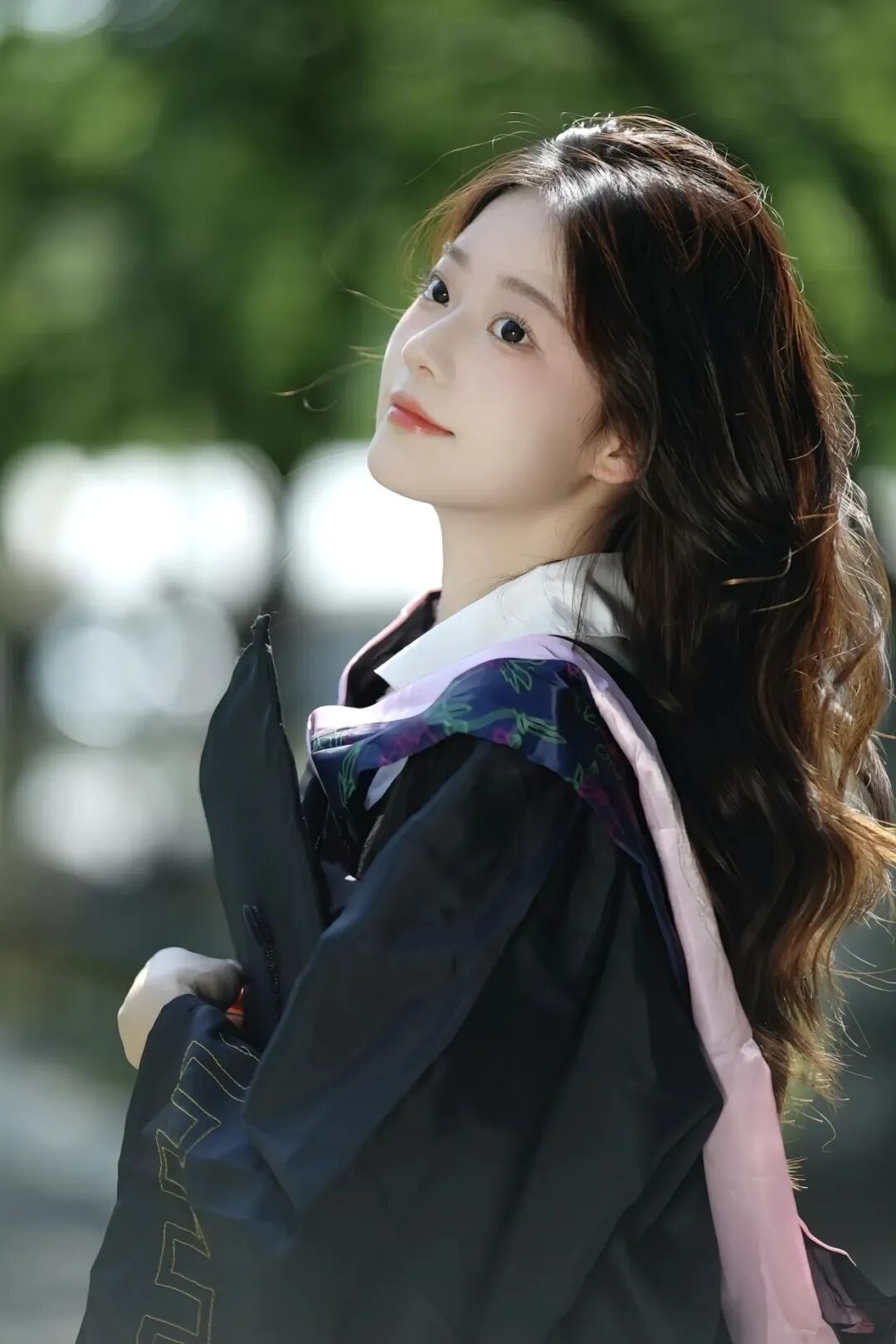 毕业留影｜穿上学士服，定格独属于你的校园青春-第2张图片-风享汇