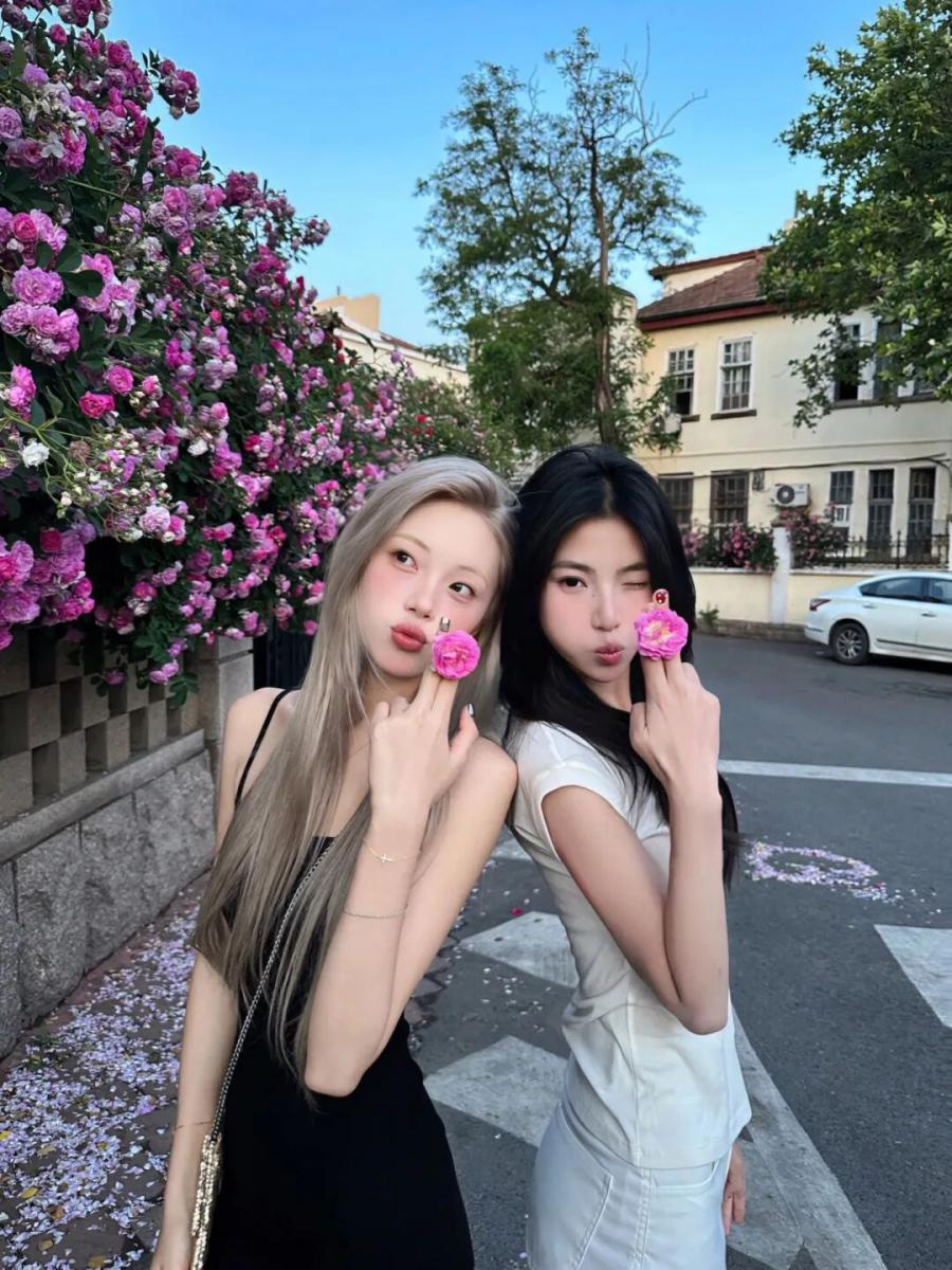 闺蜜合照零门槛姿势合集，手残也能拍出片-第7张图片-风享汇