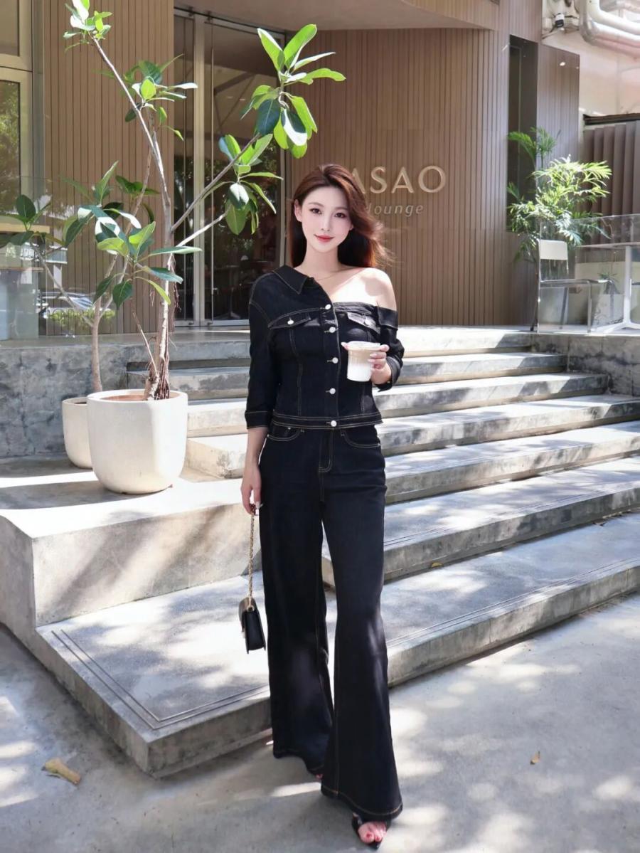 咖啡馆打卡8个松弛感人像姿势，自然上镜又显身材-第9张图片-风享汇