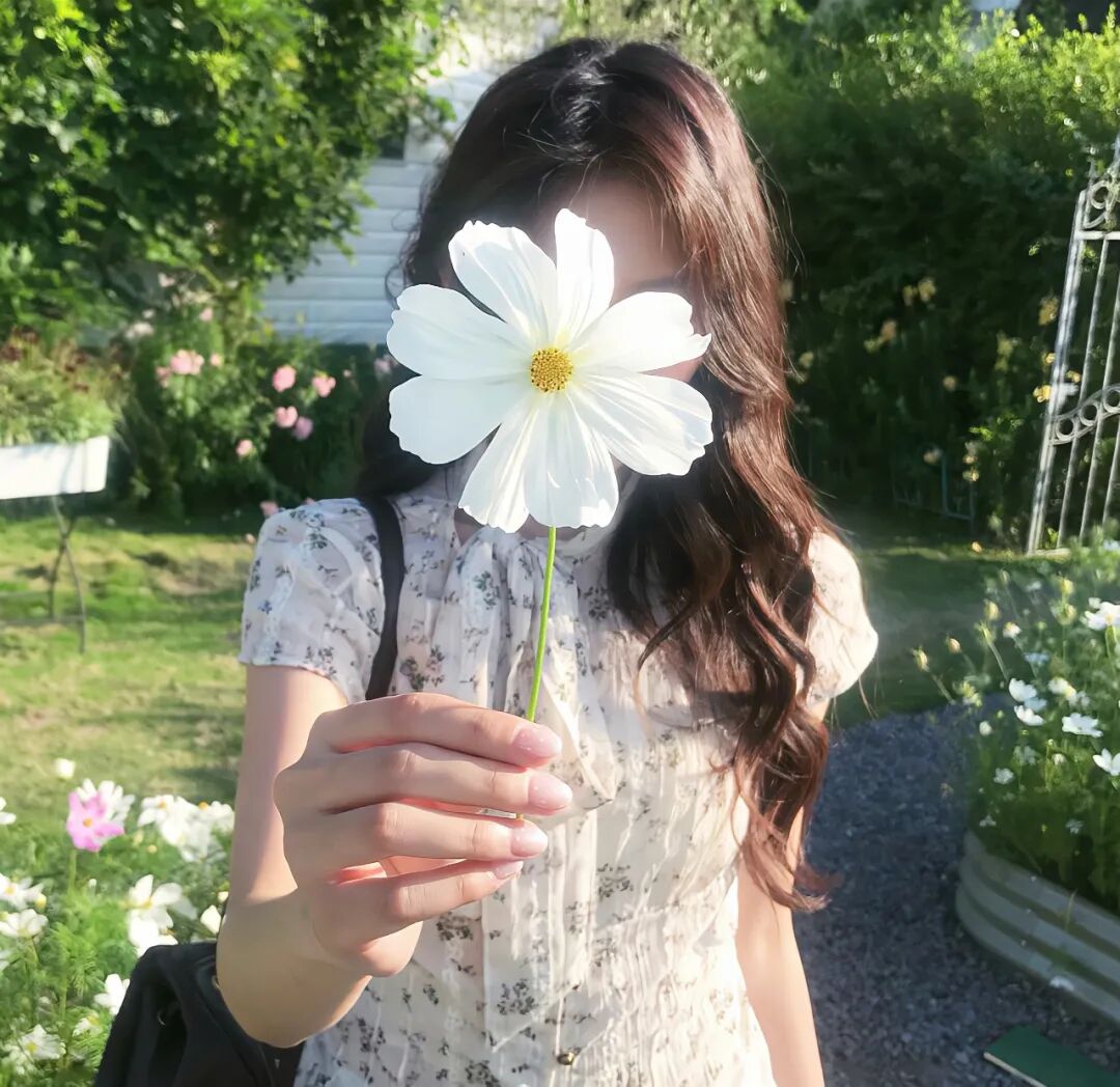 把日常拍出写真感，9个和花互动的小方法-第4张图片-风享汇