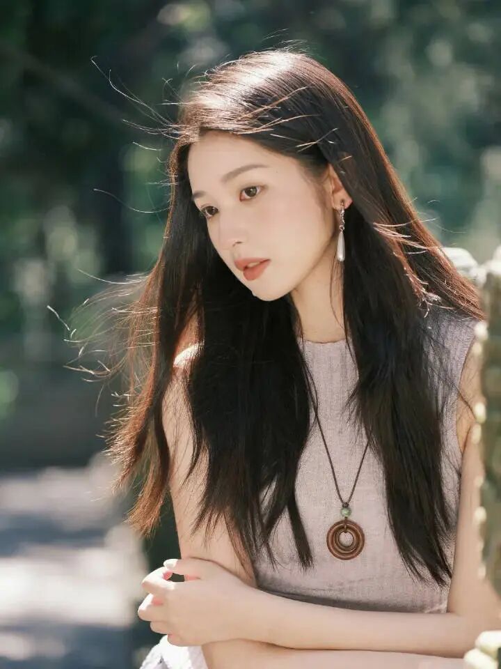 园林拍照必看｜姿势 + 构图全拆解，石栏杆也能出大片-第7张图片-风享汇