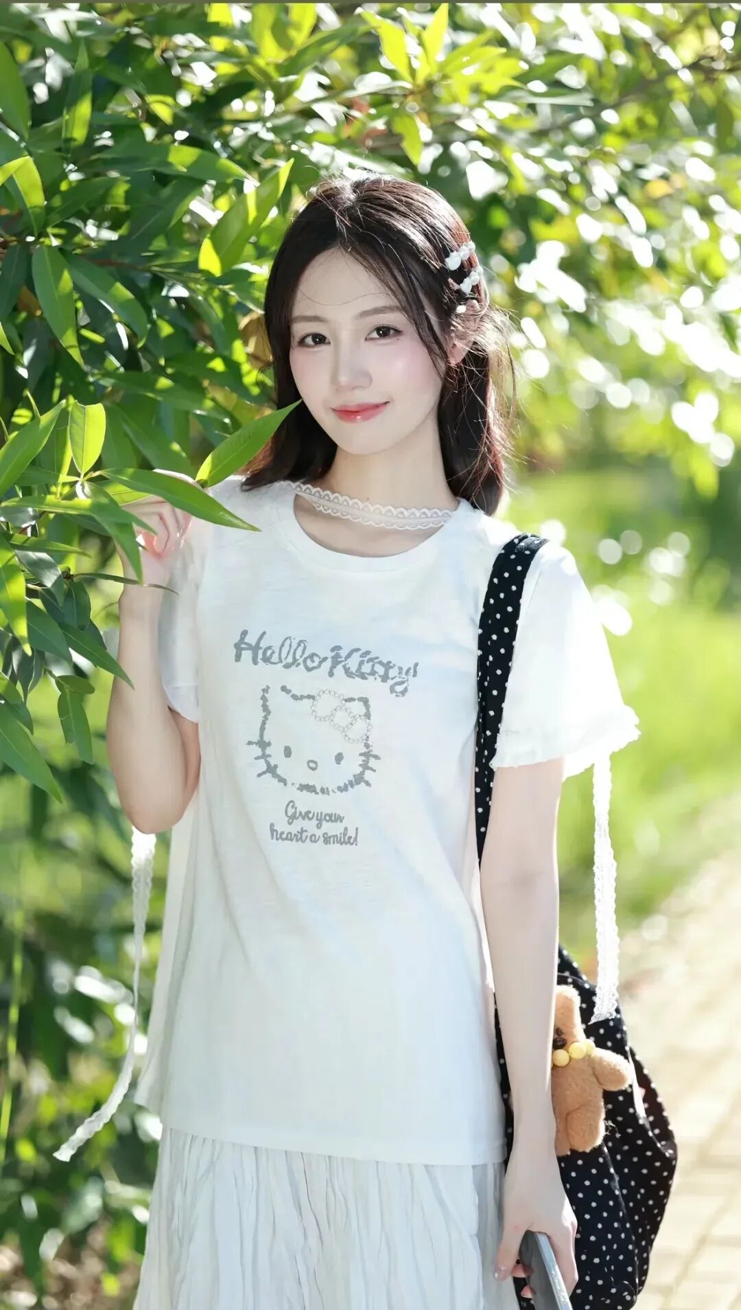 公园出片全指南：7 个简单姿势，普通人也能拍出松弛感照片-第8张图片-风享汇