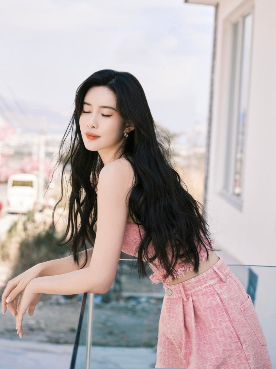 孟子义：红粉女郎，这颜值确实出众-第8张图片-风享汇