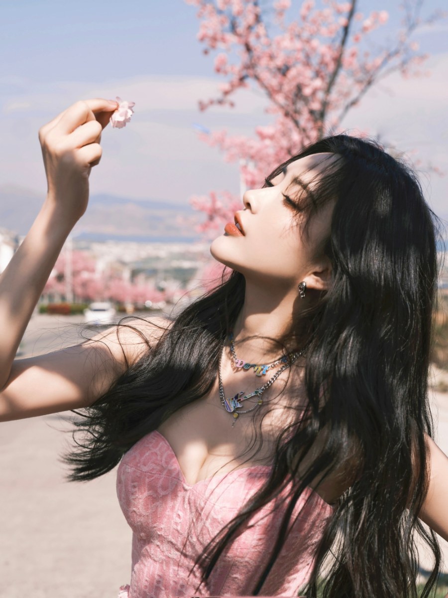孟子义：红粉女郎，这颜值确实出众-第6张图片-风享汇
